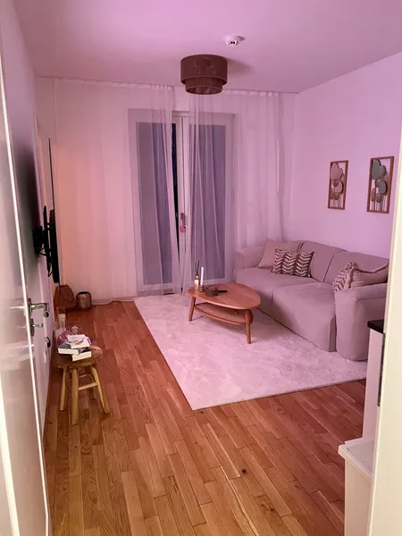 Nachmieter gesucht! 1,5-Zimmer-Wohnung mit Terrasse in Berlin — photo 1